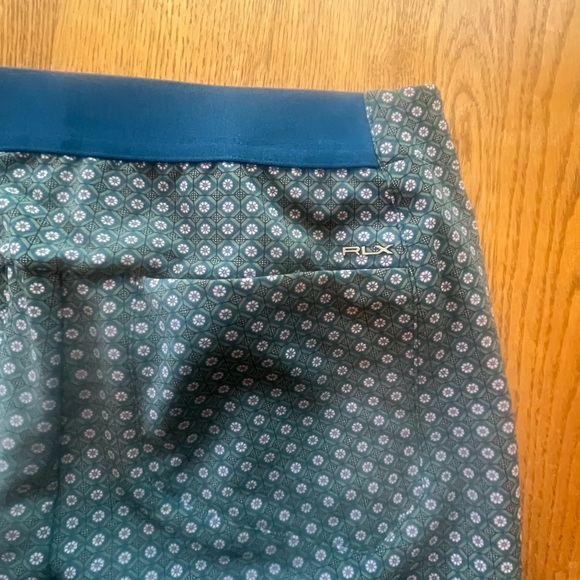 RLX Ralph Lauren Graphic Nylon Stretch Pant Size 6P Petite NWOT Teal Floral - Picture 4 of 13